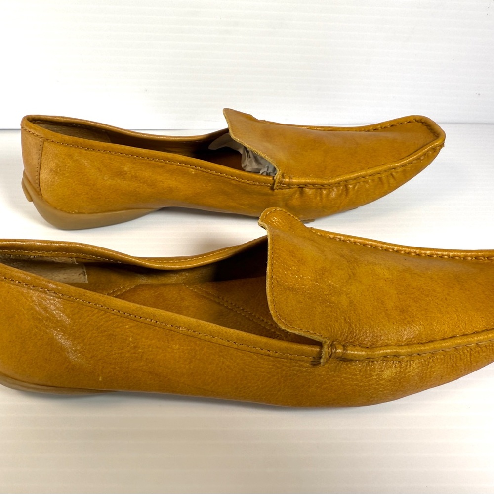 Kenneth Cole Caramel Leather Loafers for Women - Picture 3 of 8